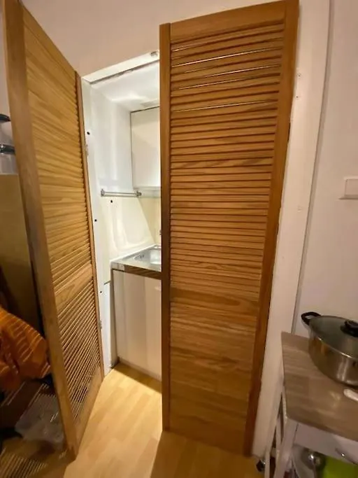 Apartament Middle Of The City Center, With Balcony Hanower